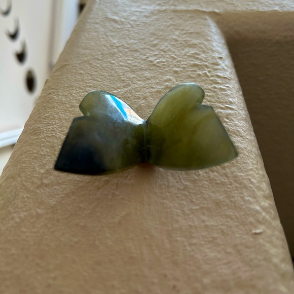 Idocrase 3D Crystal Butterfly - Picture 2 of 2